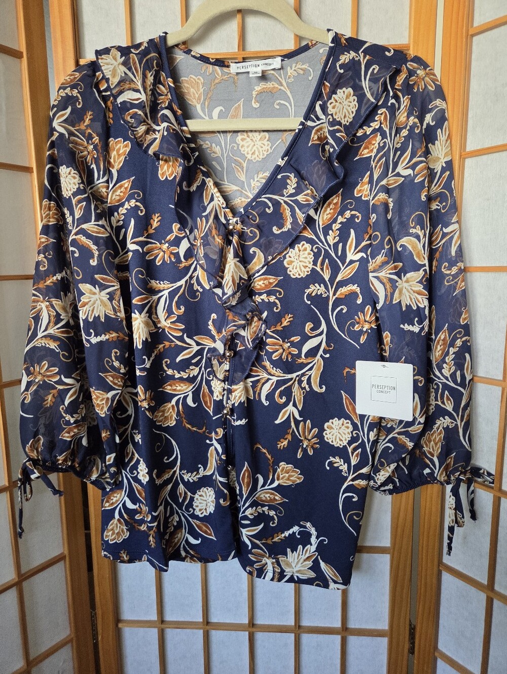 WOMENS PERSEPTION CONCEPTS STRETCH FLORAL 3/4 SLEEVES RUFFLE PULLOVER BLOUSE L